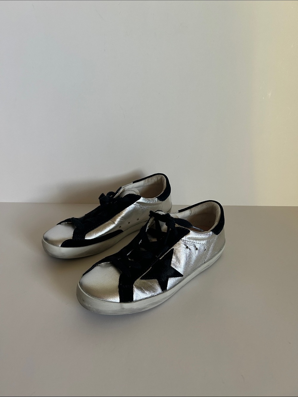 Golden Goose Silver Sneakers with Black Star